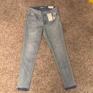 Old Navy Rockstar Super Skinny Jeans